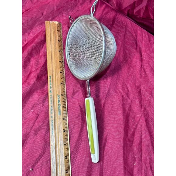 Vintage Flour Sifter w/White & Green Handle Retro Mid Century - Picture 5 of 6